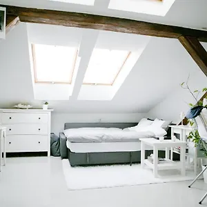 Hoza Attic Varsovie